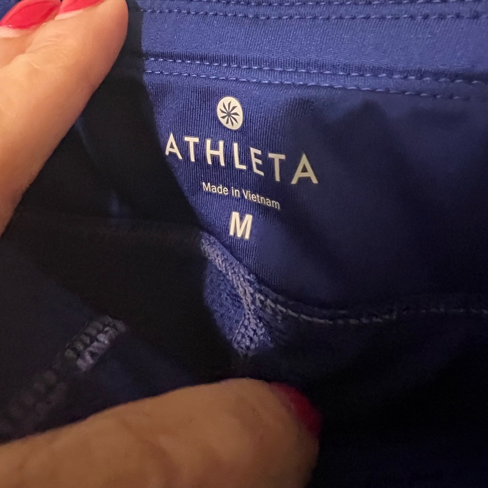 TENNIS WOMAN BLUE Athleta Active Skirt Shorts - Picture 3 of 5